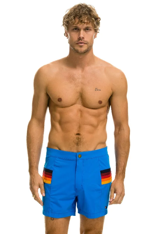 Men’s short-sleeve urge tees-MEN'S HORIZONTAL 5 STRIPE FLEX SHORTS - PARROT BLUE