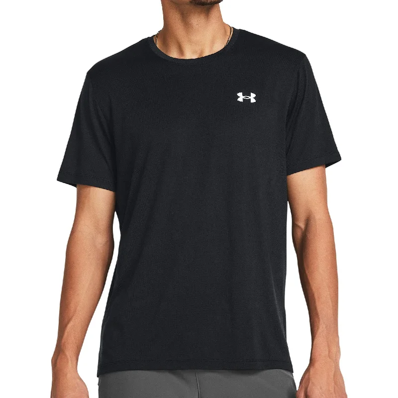 Men’s short-sleeve breathable polos-Under Armour Launch Splatter Short Sleeve Mens Running Top - Black