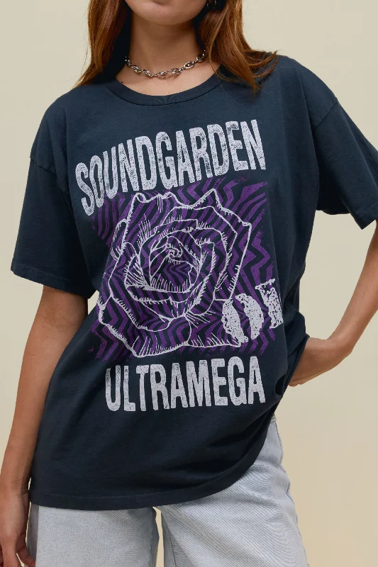 Men’s short-sleeve camo tees-Soundgarden Ultra Mega Merch Tee