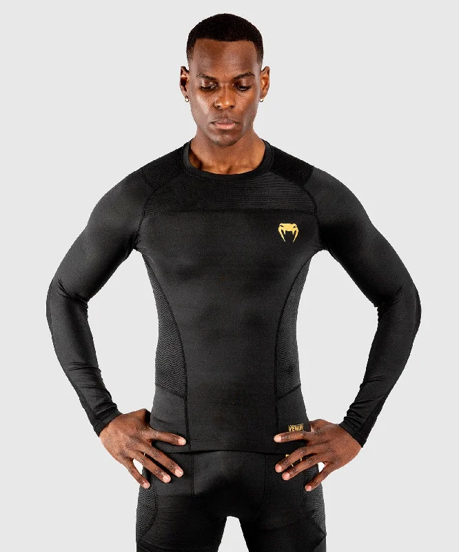 Men’s short-sleeve yelp tees-Venum G-Fit Rashguard - Long Sleeves - Black/Gold