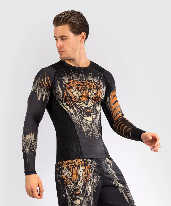 Men’s short-sleeve perk tops-Venum Tiger Men's Long Sleeve Rashguard - Black/Neon Orange